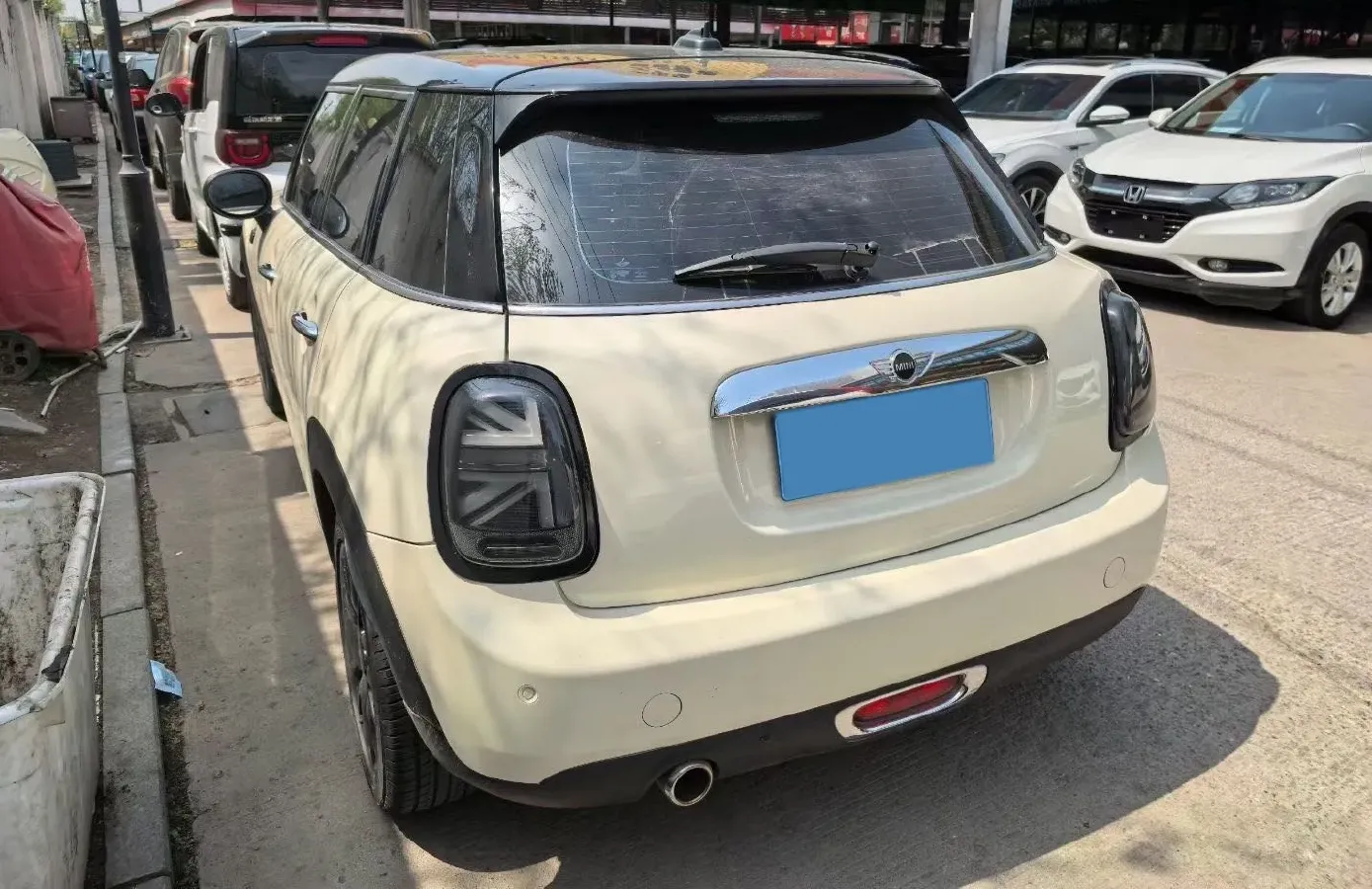 2017 MINI MINI 1.5T 136HP L3 6AT,autocango,china used car exporter,china ev exporter,chinese used car exporter,chinese used ev exporter