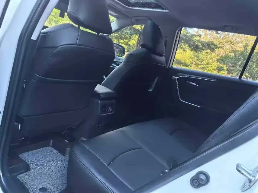 2020 Toyota RAV4 2.0L 171HP L4 CVT,autocango,china used car exporter,china ev exporter,chinese used car exporter,chinese used ev exporter