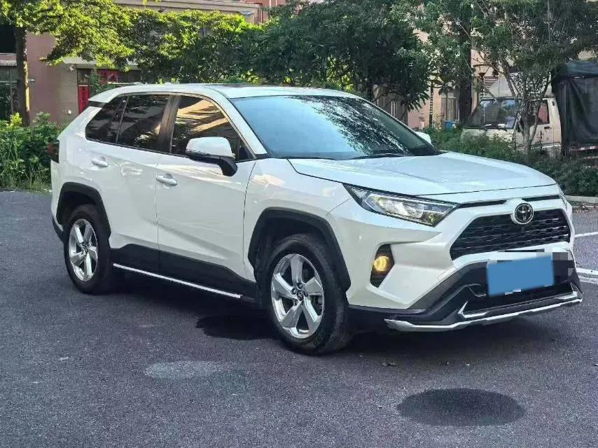 2020 Toyota RAV4 2.0L 171HP L4 CVT,autocango,china used car exporter,china ev exporter,chinese used car exporter,chinese used ev exporter
