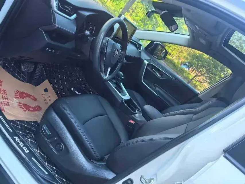 2020 Toyota RAV4 2.0L 171HP L4 CVT,autocango,china used car exporter,china ev exporter,chinese used car exporter,chinese used ev exporter