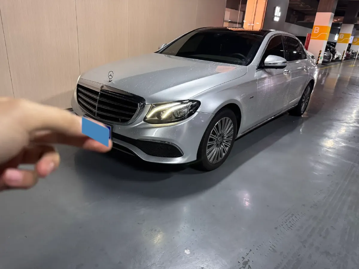 2020 Mercedes-Benz E Class 2.0T 258HP L4 9AT,autocango,china used car exporter,china ev exporter,chinese used car exporter,chinese used ev exporter