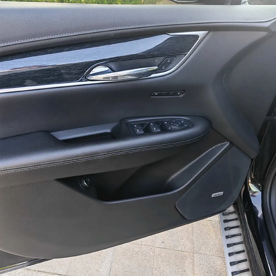 2021 Cadillac XT5 2.0T 237HP L4 9AT,autocango,china used car exporter,china ev exporter,chinese used car exporter,chinese used ev exporter