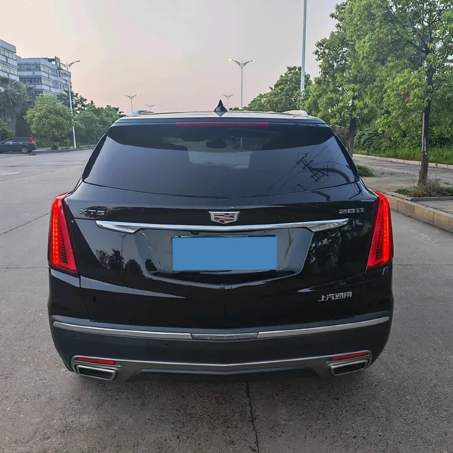 2021 Cadillac XT5 2.0T 237HP L4 9AT,autocango,china used car exporter,china ev exporter,chinese used car exporter,chinese used ev exporter
