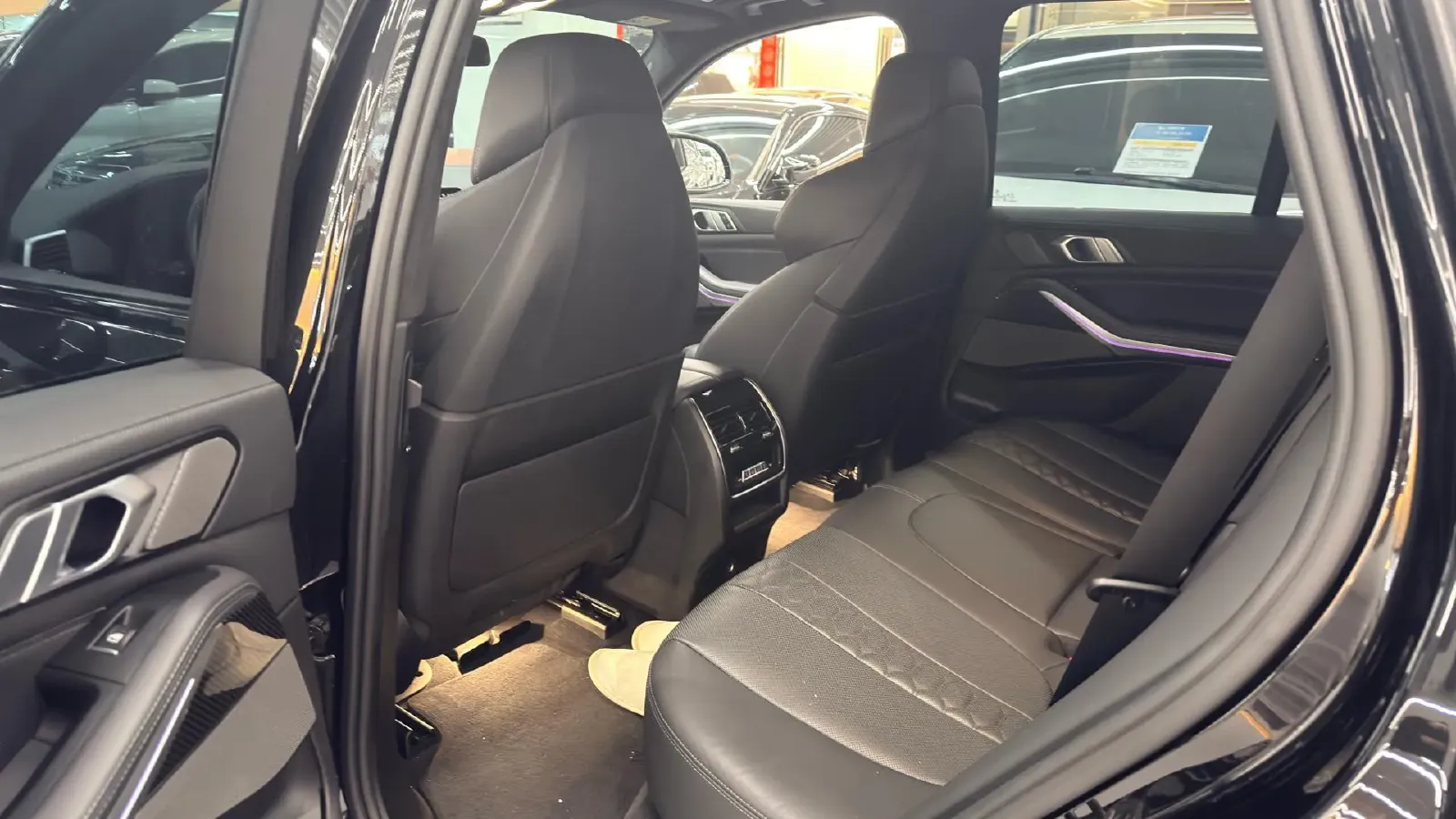 2022 BMW X5 M 4.4T 600HP V8 8AT,autocango,china used car exporter,china ev exporter,chinese used car exporter,chinese used ev exporter