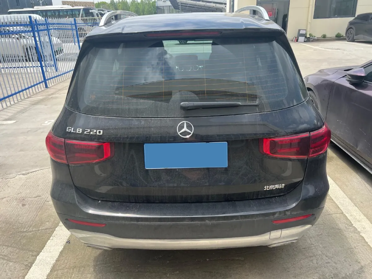 2024 Mercedes-Benz GLB Class 2.0T 190HP L4 8DCT,autocango,china used car exporter,china ev exporter,chinese used car exporter,chinese used ev exporter