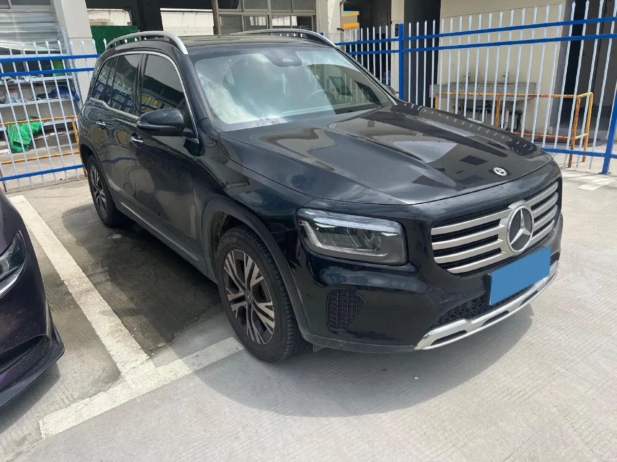 2024 Mercedes-Benz GLB Class 2.0T 190HP L4 8DCT,autocango,china used car exporter,china ev exporter,chinese used car exporter,chinese used ev exporter