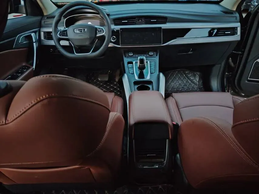 2021 Geely JiaJi 1.8T 184HP L4 7DCT,autocango,china used car exporter,china ev exporter,chinese used car exporter,chinese used ev exporter