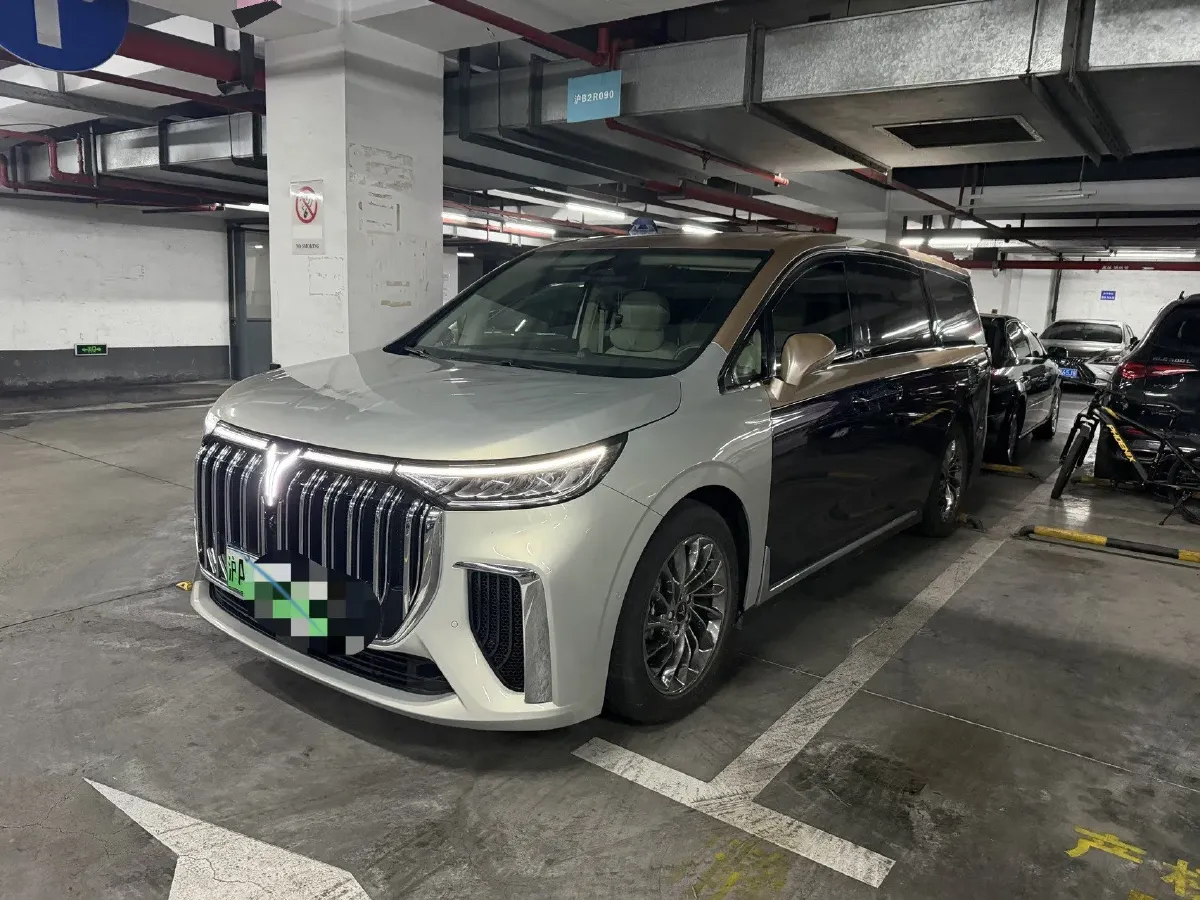 2022 Voyah Dream 1.5T 136HP L4 PHEV 25.57KWH,autocango,china used car exporter,china ev exporter,chinese used car exporter,chinese used ev exporter
