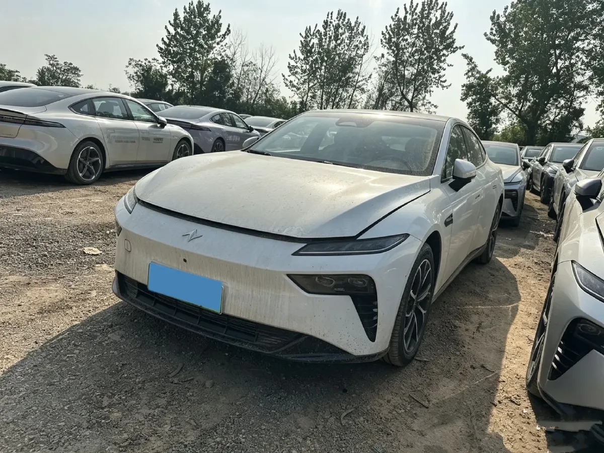 2024 DongFeng eπ eπ007 REEV 105HP REEV 28.4KWH,autocango,china used car exporter,china ev exporter,chinese used car exporter,chinese used ev exporter