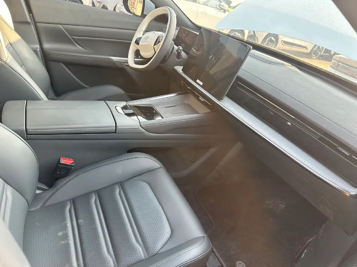 2024 DongFeng eπ eπ007 REEV 105HP REEV 28.4KWH,autocango,china used car exporter,china ev exporter,chinese used car exporter,chinese used ev exporter