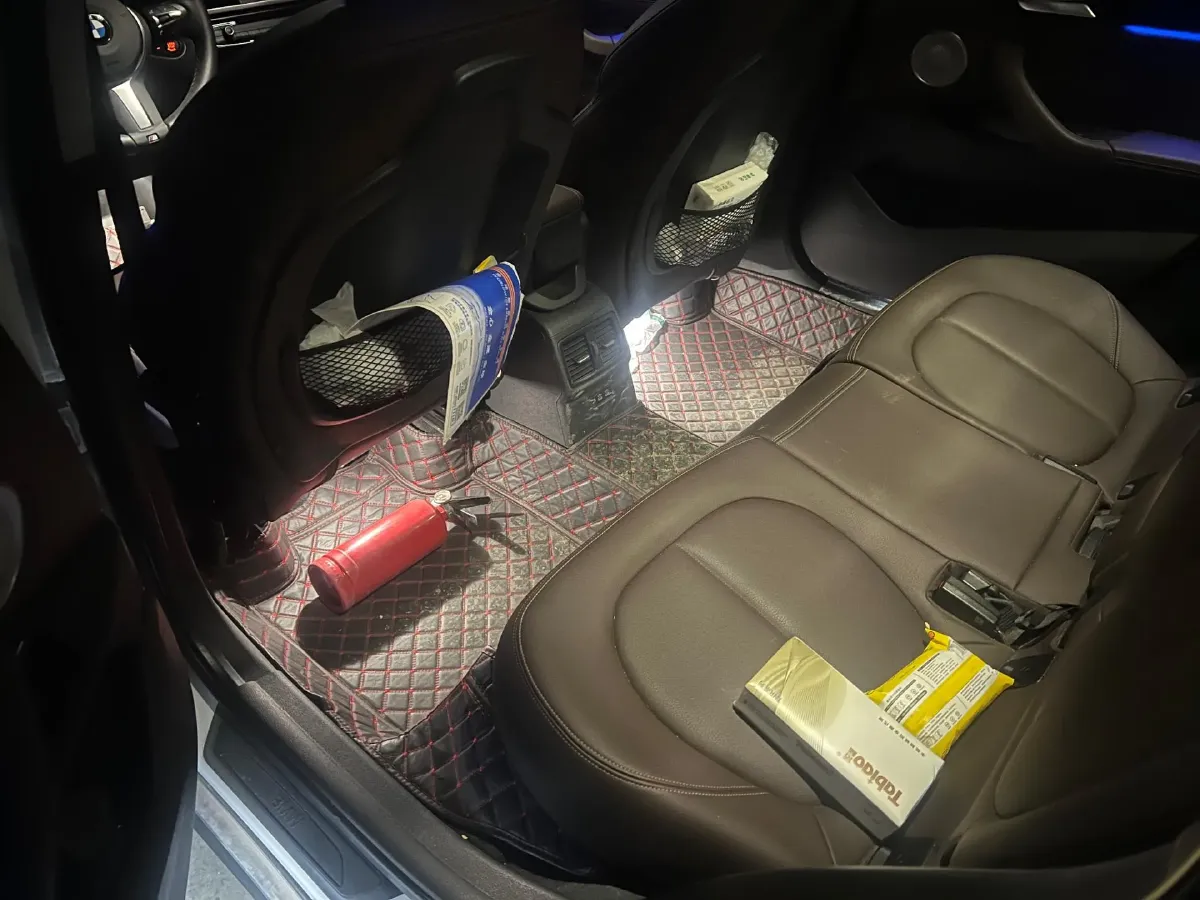 2022 BMW X1 2.0T 192HP L4 7DCT,autocango,china used car exporter,china ev exporter,chinese used car exporter,chinese used ev exporter