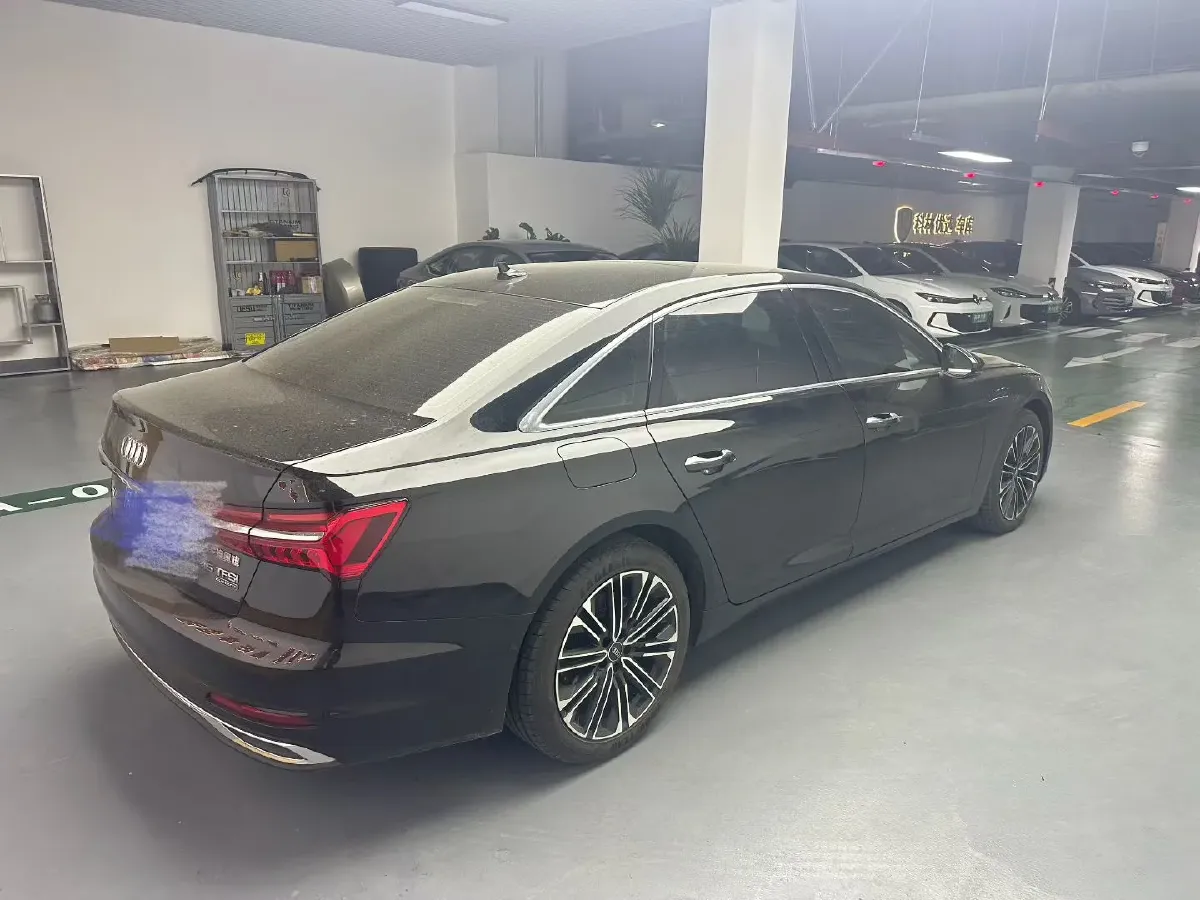 2023 Audi A6L 2.0T 245HP L4 7DCT,autocango,china used car exporter,china ev exporter,chinese used car exporter,chinese used ev exporter
