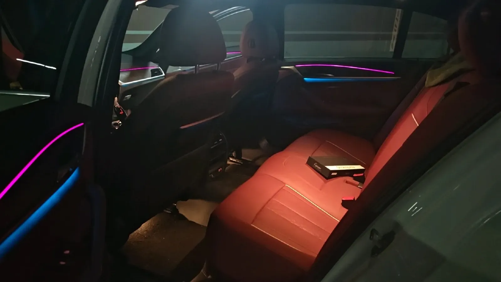 2023 BMW 5 Series 2.0T 245HP L4 8AT,autocango,china used car exporter,china ev exporter,chinese used car exporter,chinese used ev exporter