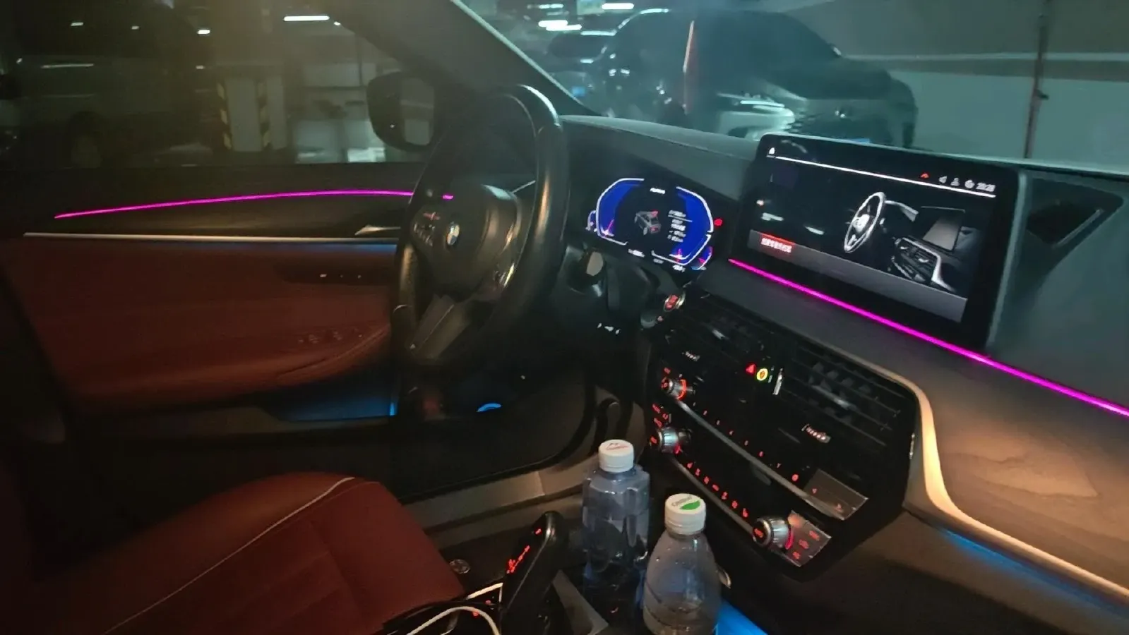 2023 BMW 5 Series 2.0T 245HP L4 8AT,autocango,china used car exporter,china ev exporter,chinese used car exporter,chinese used ev exporter