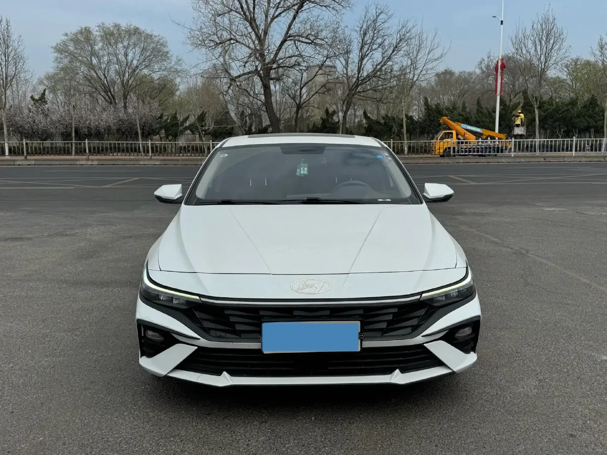 2023 Hyundai Elantra 1.5L 115HP L4 CVT,autocango,china used car exporter,china ev exporter,chinese used car exporter,chinese used ev exporter
