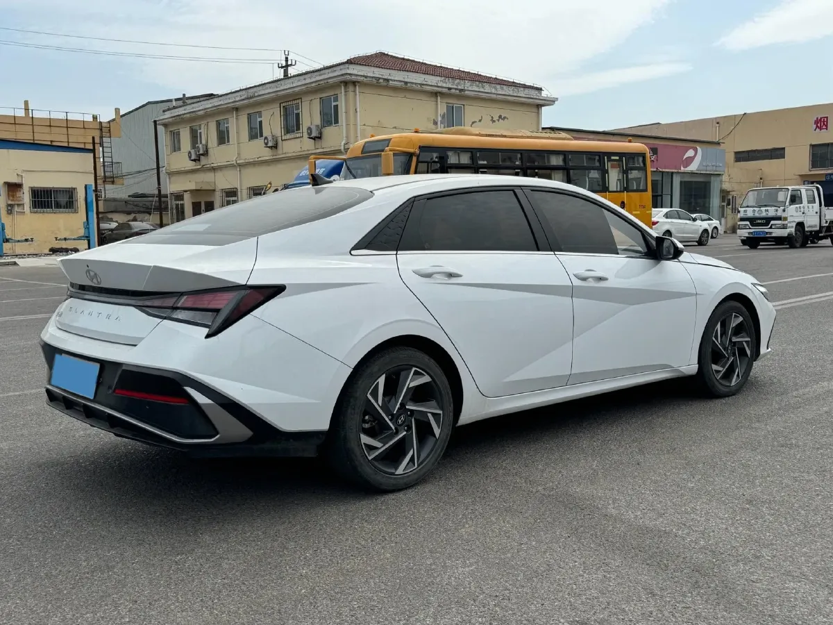 2023 Hyundai Elantra 1.5L 115HP L4 CVT,autocango,china used car exporter,china ev exporter,chinese used car exporter,chinese used ev exporter
