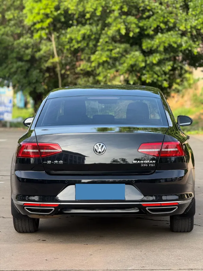 2018 Volkswagen Magotan 1.8T 180HP L4 7DCT,autocango,china used car exporter,china ev exporter,chinese used car exporter,chinese used ev exporter