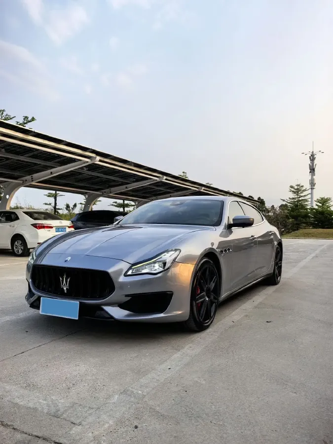 2018 Maserati Quattroporte 3.0T 430HP V6 8AT,autocango,china used car exporter,china ev exporter,chinese used car exporter,chinese used ev exporter