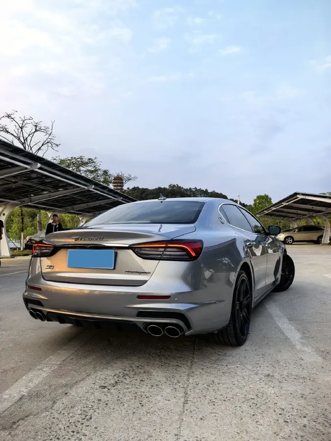 2018 Maserati Quattroporte 3.0T 430HP V6 8AT,autocango,china used car exporter,china ev exporter,chinese used car exporter,chinese used ev exporter