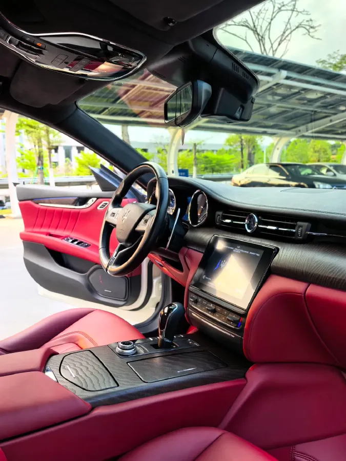 2018 Maserati Quattroporte 3.0T 430HP V6 8AT,autocango,china used car exporter,china ev exporter,chinese used car exporter,chinese used ev exporter