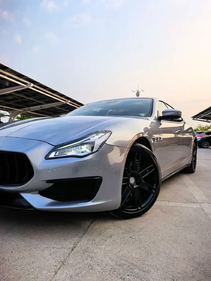 2018 Maserati Quattroporte 3.0T 430HP V6 8AT,autocango,china used car exporter,china ev exporter,chinese used car exporter,chinese used ev exporter