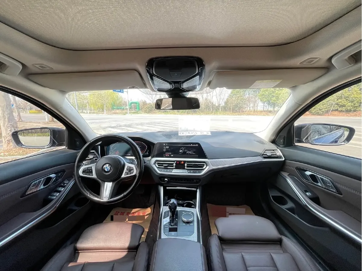 2020 BMW 3 Series 2.0T 184HP L4 8AT,autocango,china used car exporter,china ev exporter,chinese used car exporter,chinese used ev exporter