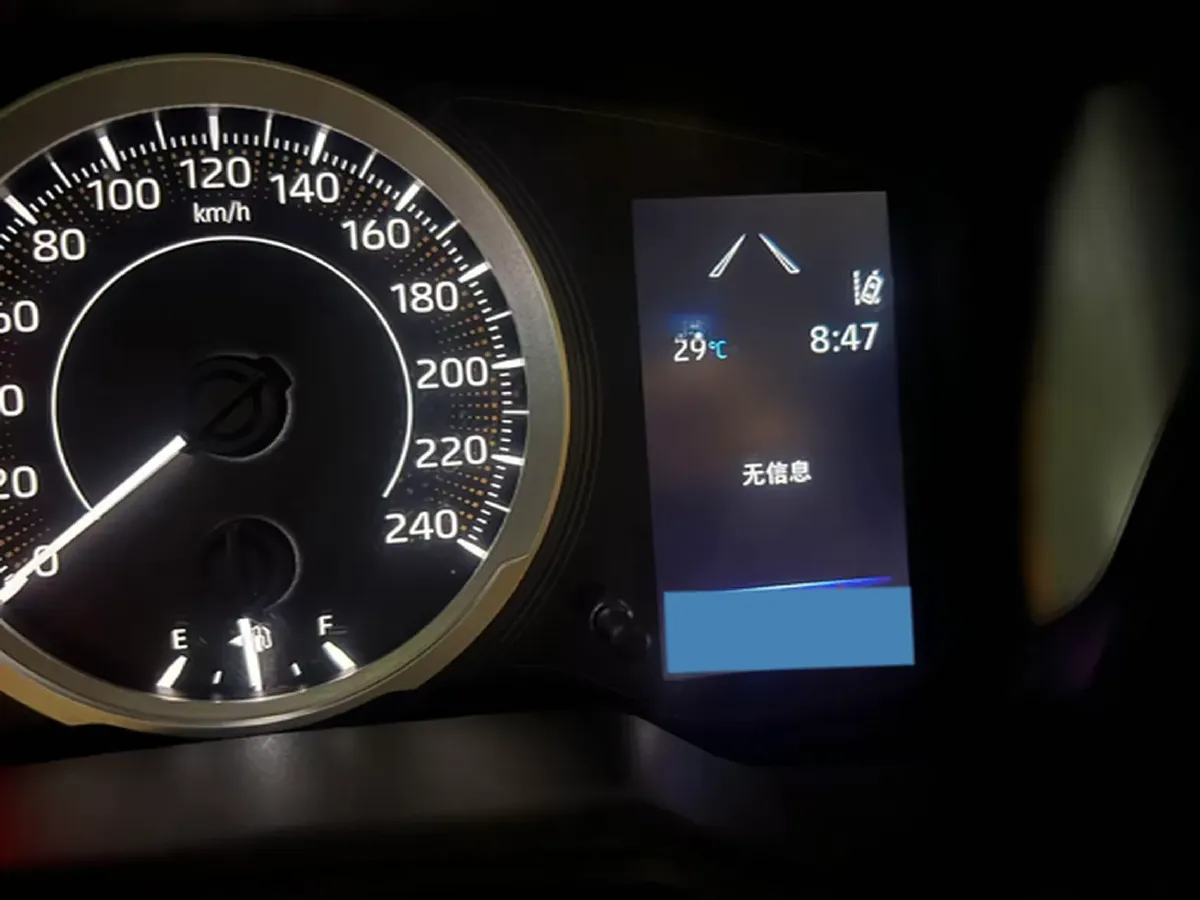 2021 Toyota Corolla 1.2T 116HP L4 CVT,autocango,china used car exporter,china ev exporter,chinese used car exporter,chinese used ev exporter