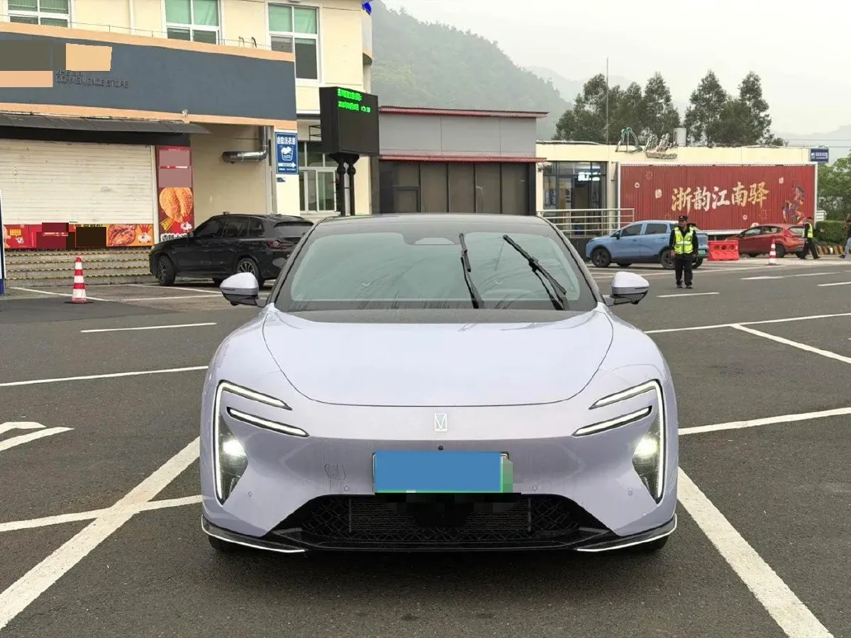 2025 Avatr 06 REEV 156HP REEV,autocango,china used car exporter,china ev exporter,chinese used car exporter,chinese used ev exporter
