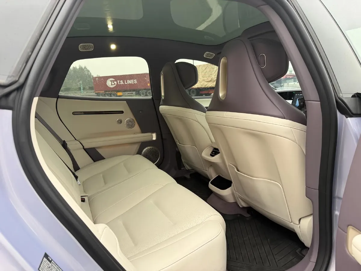 2025 Avatr 06 REEV 156HP REEV,autocango,china used car exporter,china ev exporter,chinese used car exporter,chinese used ev exporter