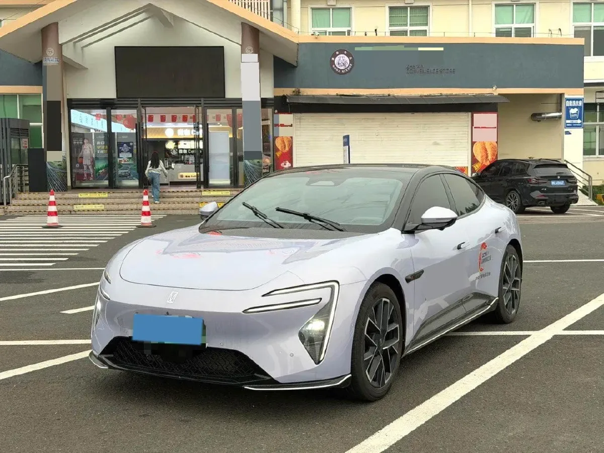 2025 Avatr 06 REEV 156HP REEV,autocango,china used car exporter,china ev exporter,chinese used car exporter,chinese used ev exporter