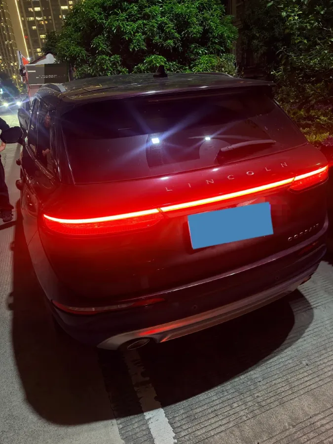 2022 Lincoln Corsair 2.0T 245HP L4 8AT,autocango,china used car exporter,china ev exporter,chinese used car exporter,chinese used ev exporter