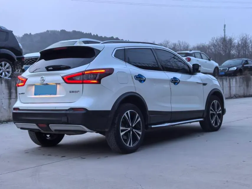2021 Nissan Qashqai 2.0L 151HP L4 CVT,autocango,china used car exporter,china ev exporter,chinese used car exporter,chinese used ev exporter