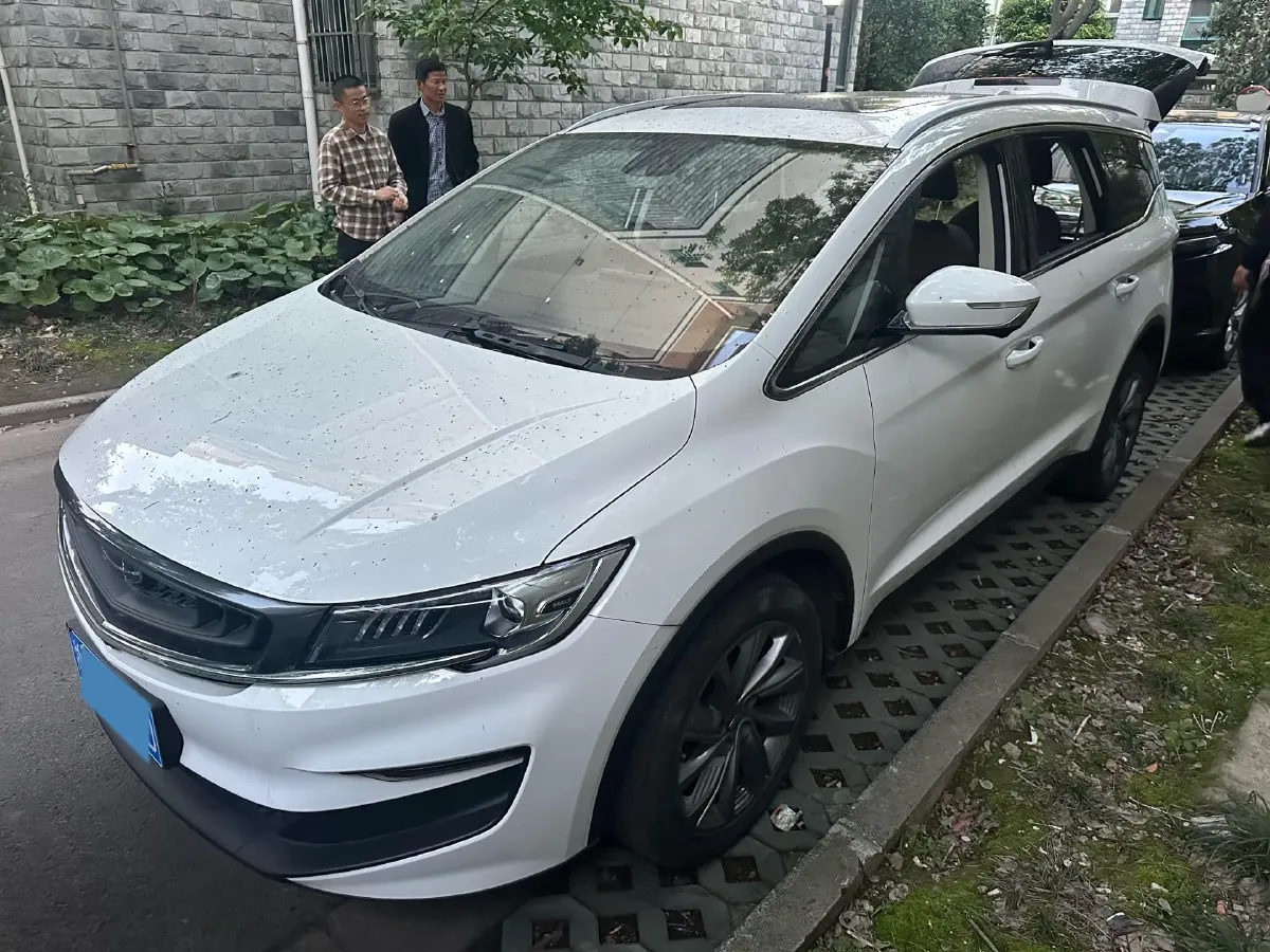2021 Geely JiaJi 1.5T 177HP L3 7DCT,autocango,china used car exporter,china ev exporter,chinese used car exporter,chinese used ev exporter