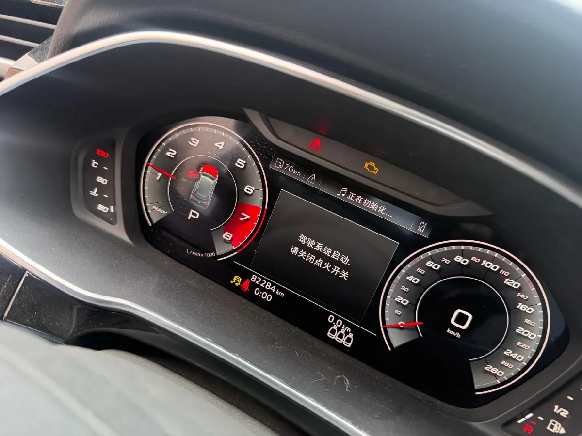 2024 Audi Q3 1.5T 160HP L4 7DCT,autocango,china used car exporter,china ev exporter,chinese used car exporter,chinese used ev exporter