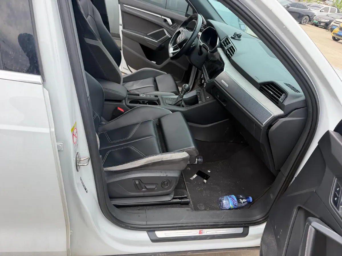 2024 Audi Q3 1.5T 160HP L4 7DCT,autocango,china used car exporter,china ev exporter,chinese used car exporter,chinese used ev exporter