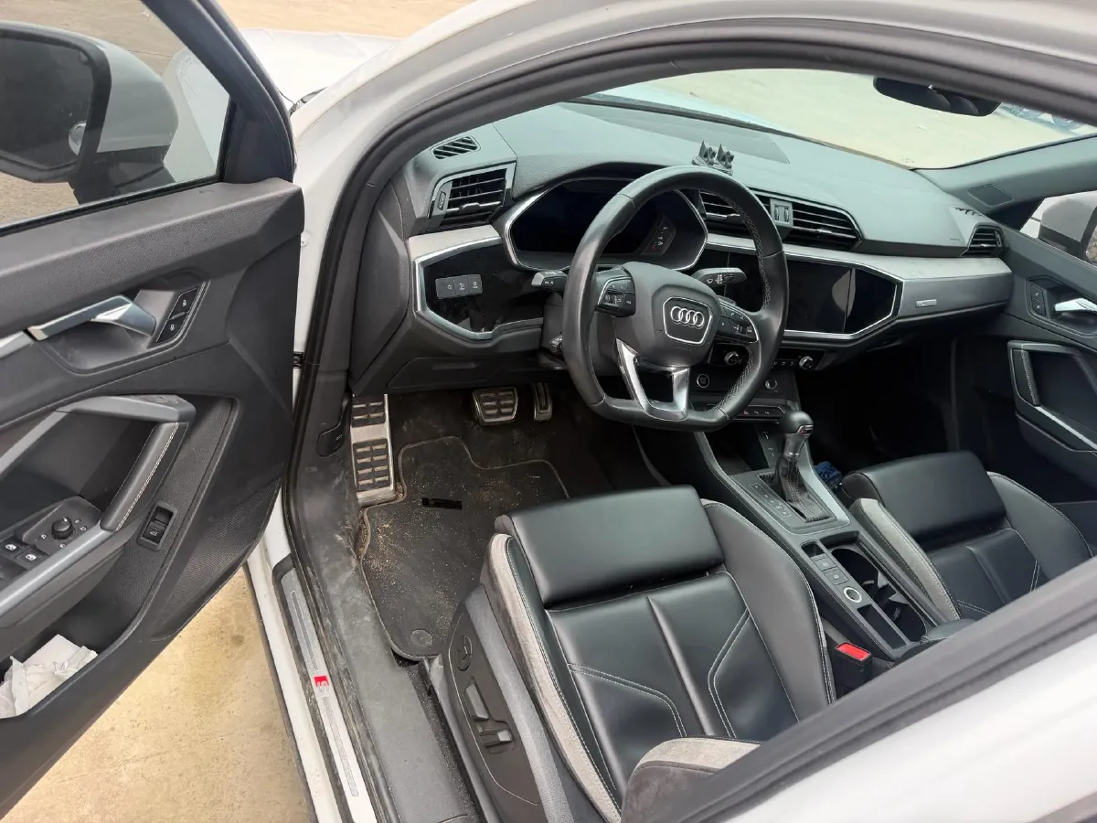 2024 Audi Q3 1.5T 160HP L4 7DCT,autocango,china used car exporter,china ev exporter,chinese used car exporter,chinese used ev exporter