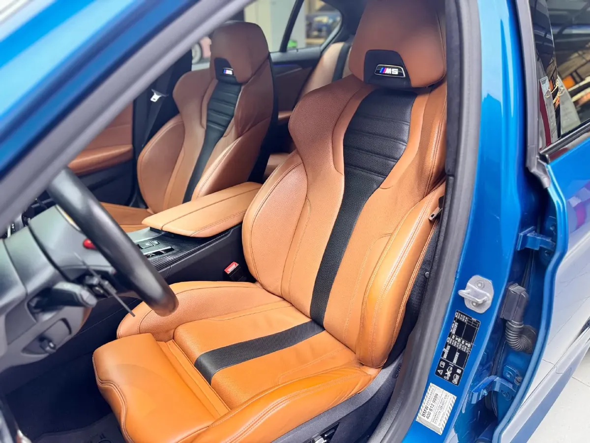 2018 BMW M5 4.4T 600HP V8 8AT,autocango,china used car exporter,china ev exporter,chinese used car exporter,chinese used ev exporter