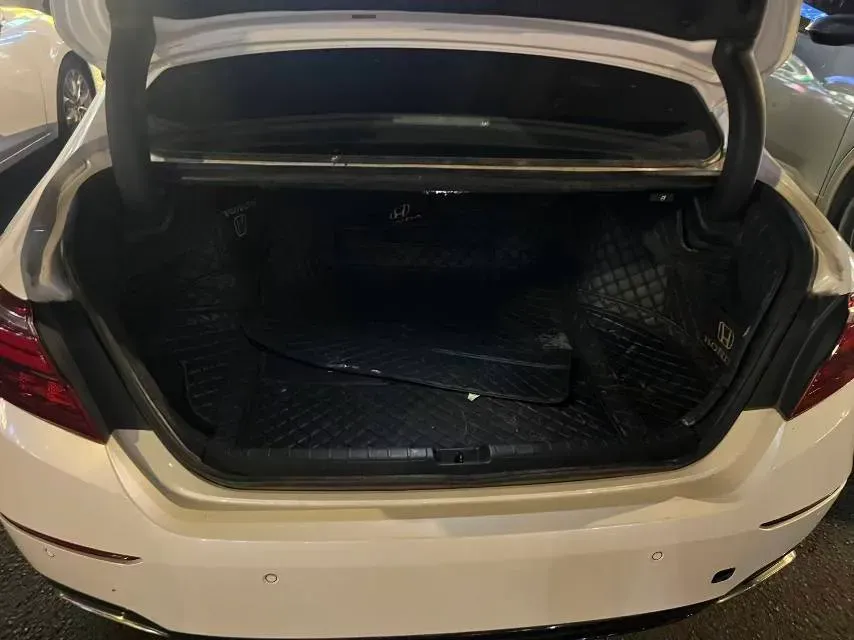 2022 Honda Inspire 1.5T 194HP L4 CVT,autocango,china used car exporter,china ev exporter,chinese used car exporter,chinese used ev exporter