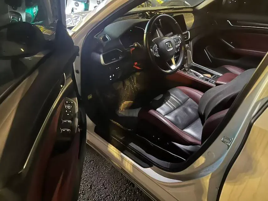 2022 Honda Inspire 1.5T 194HP L4 CVT,autocango,china used car exporter,china ev exporter,chinese used car exporter,chinese used ev exporter