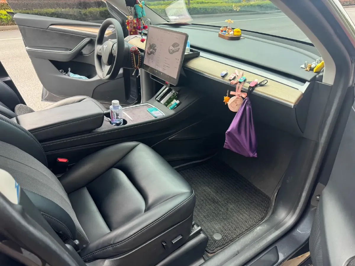 2022 Tesla Model Y BEV 60KWH,autocango,china used car exporter,china ev exporter,chinese used car exporter,chinese used ev exporter