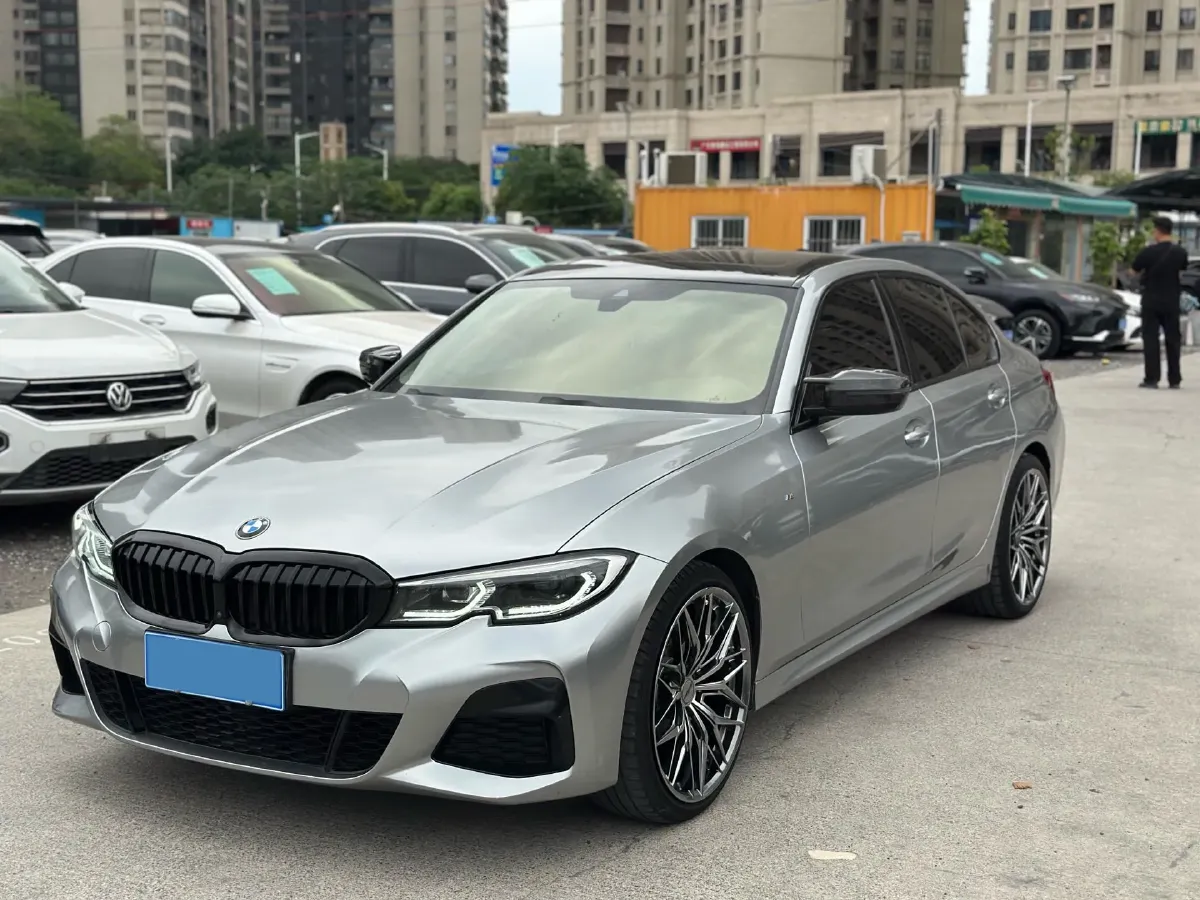 2021 BMW 3 Series 2.0T 184HP L4 8AT,autocango,china used car exporter,china ev exporter,chinese used car exporter,chinese used ev exporter