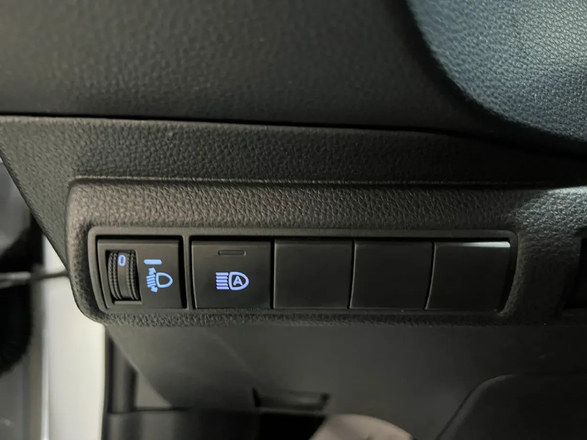 2021 Toyota Corolla 1.5L 121HP L3 CVT,autocango,china used car exporter,china ev exporter,chinese used car exporter,chinese used ev exporter