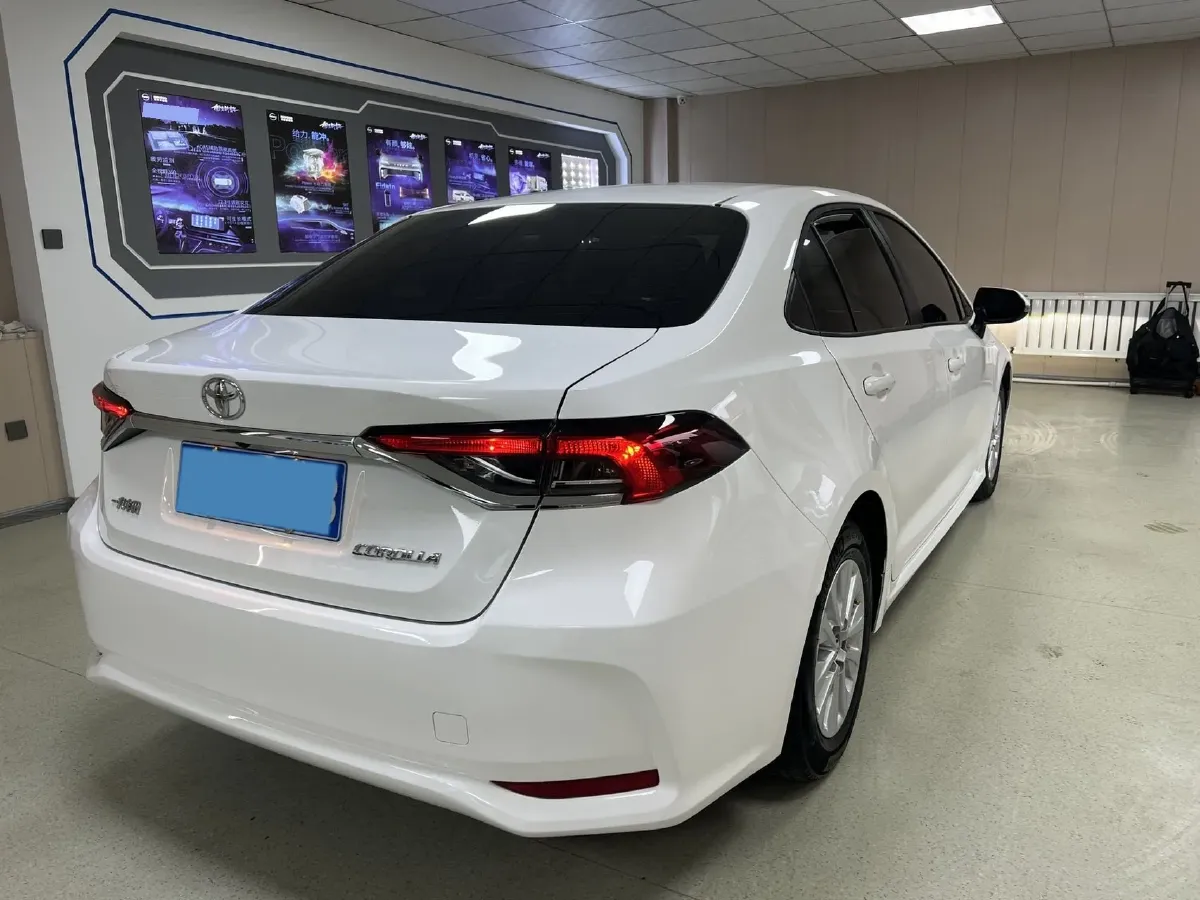 2021 Toyota Corolla 1.5L 121HP L3 CVT,autocango,china used car exporter,china ev exporter,chinese used car exporter,chinese used ev exporter