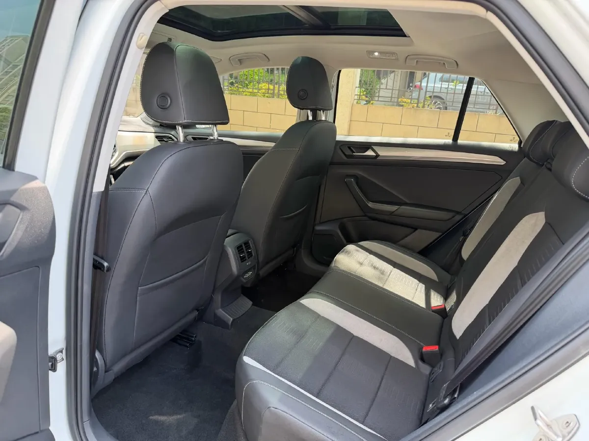 2018 Borgward BX5 1.8T 190HP L4 6AT,autocango,china used car exporter,china ev exporter,chinese used car exporter,chinese used ev exporter