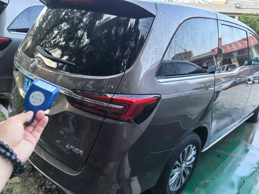 2023 Buick GL8 2.0T 237HP L4 9AT,autocango,china used car exporter,china ev exporter,chinese used car exporter,chinese used ev exporter