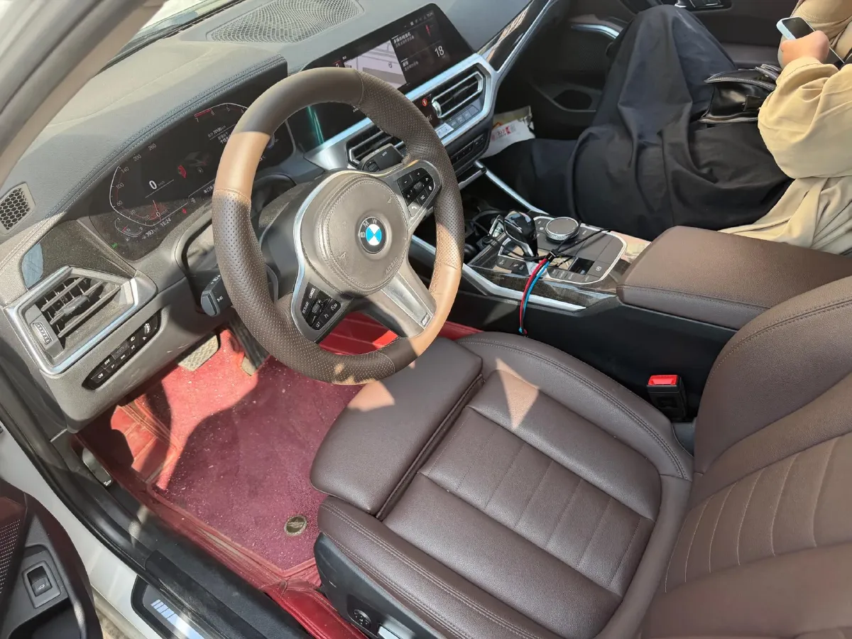 2021 BMW 3 Series 2.0T 184HP L4 8AT,autocango,china used car exporter,china ev exporter,chinese used car exporter,chinese used ev exporter