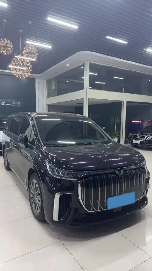 2022 Voyah Dream BEV 108.7KWH,autocango,china used car exporter,china ev exporter,chinese used car exporter,chinese used ev exporter