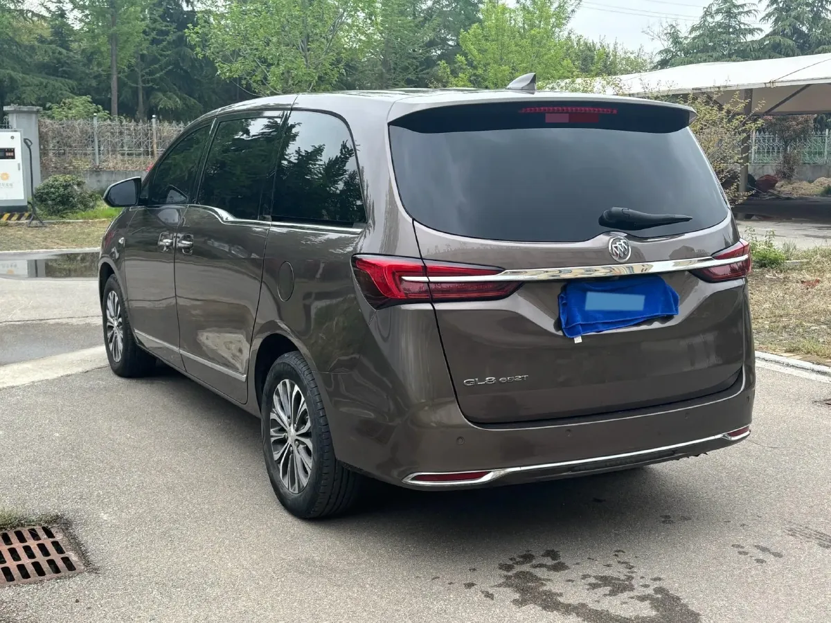 2021 Buick GL8 2.0T 237HP L4 9AT,autocango,china used car exporter,china ev exporter,chinese used car exporter,chinese used ev exporter