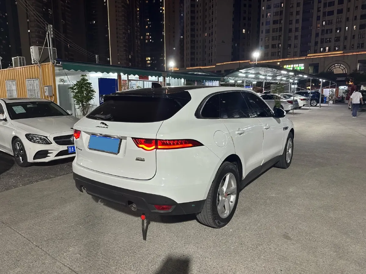 2020 Jaguar F-PACE 2.0T 250HP L4 8AT,autocango,china used car exporter,china ev exporter,chinese used car exporter,chinese used ev exporter