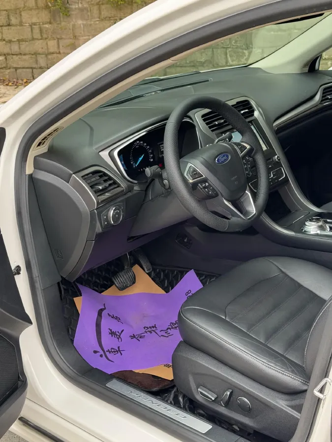 2017 Ford Mondeo 2.0T 204HP L4 6AT,autocango,china used car exporter,china ev exporter,chinese used car exporter,chinese used ev exporter